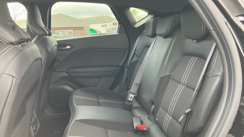 Renault Captur 1.6 E-Tech full hybrid 145 Engineered 5dr Auto Hybrid Hatchback